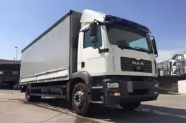 Truck available for international transport