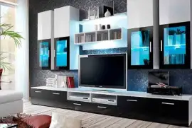 Complete dining room to send, 200 €
