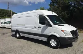 {|en|}Van available for international transport{|/